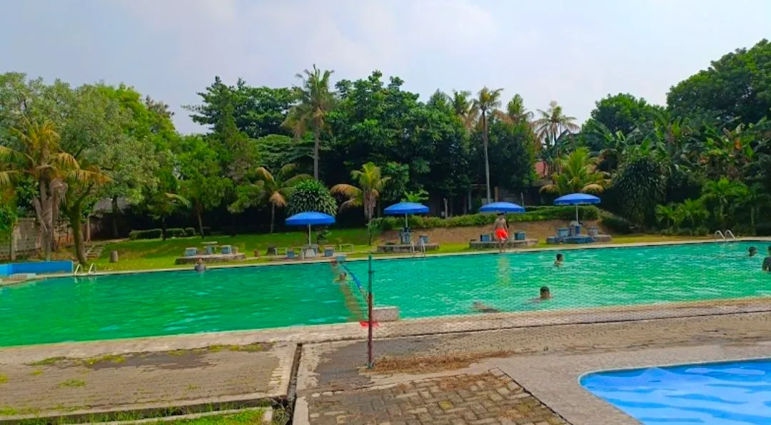 Kolam Renang Tirta Ria